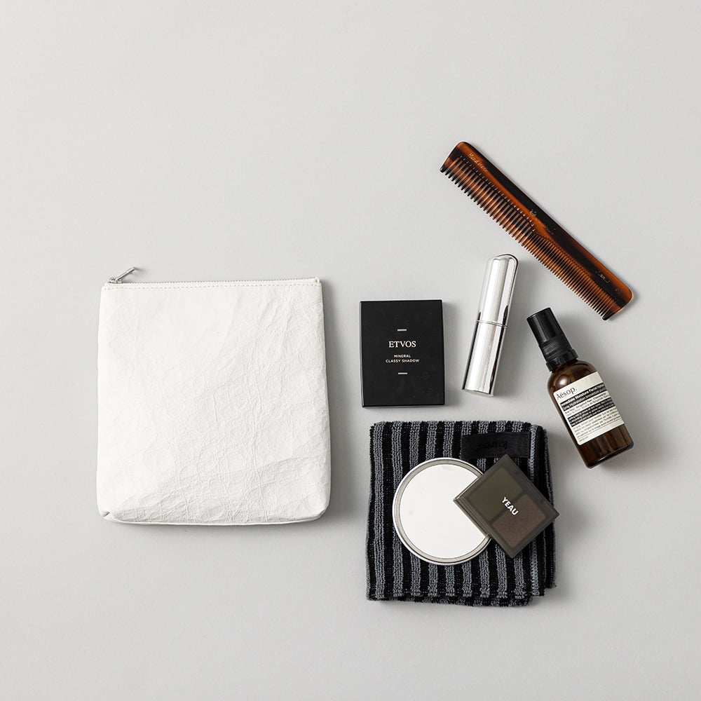 レザージップポーチ タテ型 Zip pouch D MT 白 – kuros.style