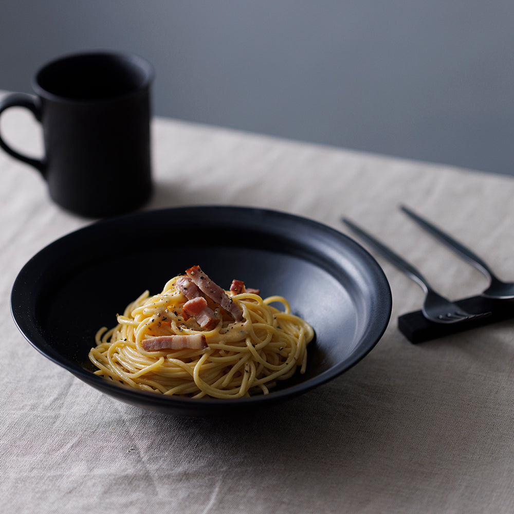 kuros'オリジナル釉薬】美濃焼 鉢 22cm 黒 箱入り – kuros.style