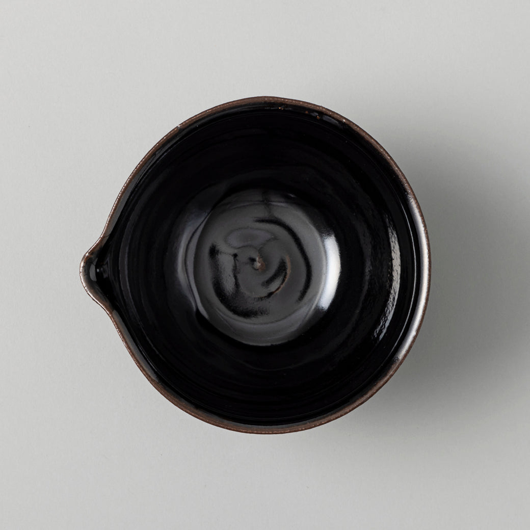 伊賀焼 片口鉢 黒飴釉薬 – kuros.style