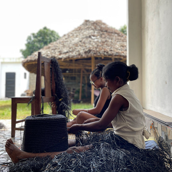 AMPIANA 吉田夫妻のマダガスカルでの暮らしとカゴバッグ【スペシャル