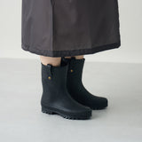 《フェア対象》"RAKA" SHORT BLACK x BLACK レインブーツ ショート 黒