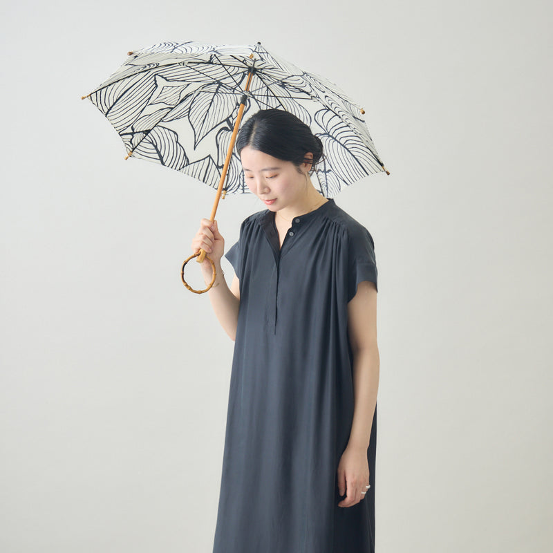 日本製｜日傘】august mono 黒 折りたたみ傘 – kuros.style