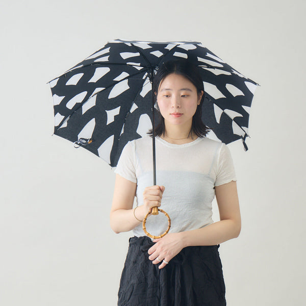 日本製|日傘】uroco 黒 折りたたみ傘 – kuros.style 日本製|日傘】uroco 黒 折りたたみ傘 – kuros.style