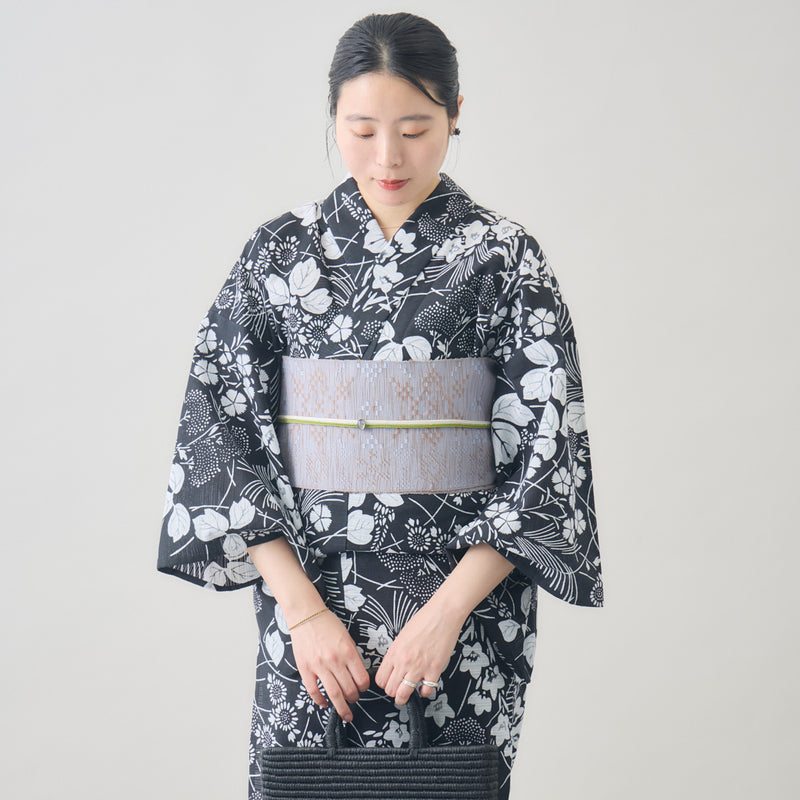 kuros'別注】こだわりの浴衣 秋草柄 ｜国内染色 レディース – kuros.style