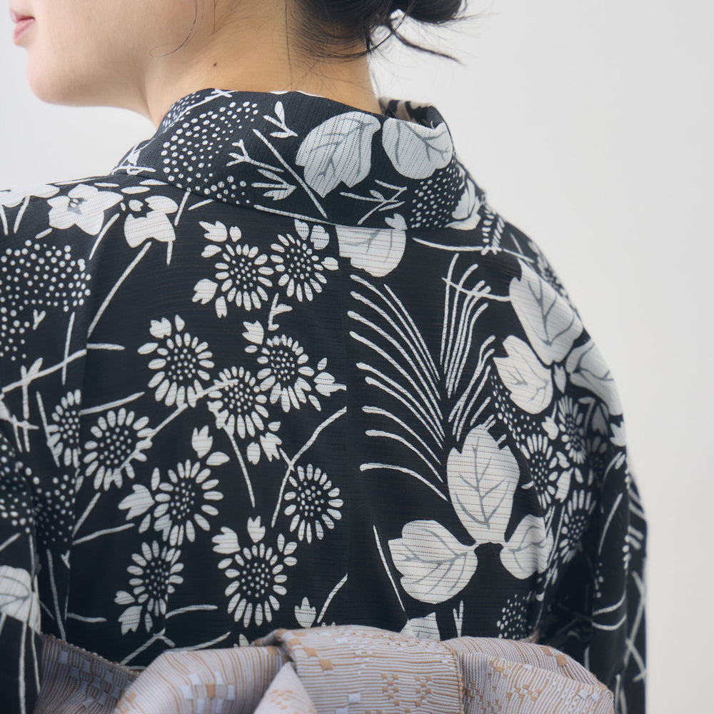 kuros'別注】こだわりの浴衣 秋草柄 レディース – kuros.style