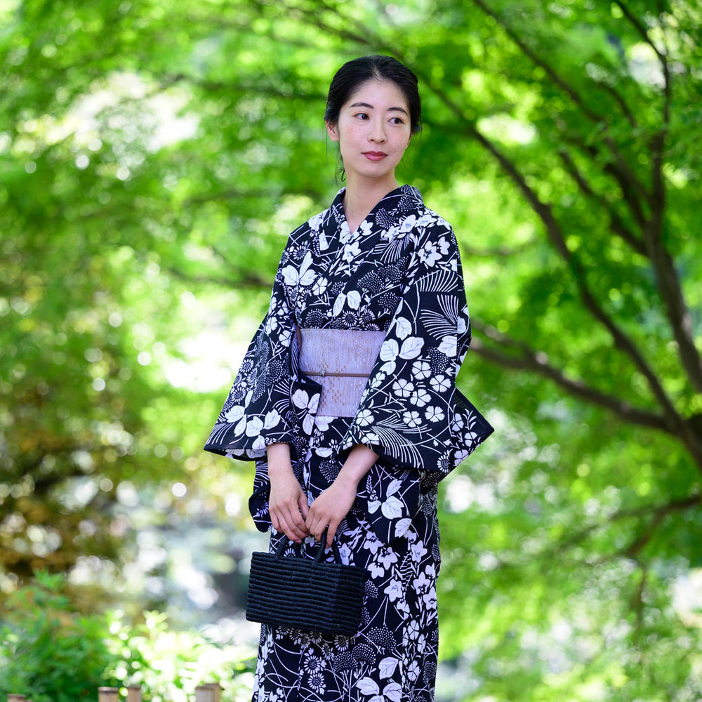kuros'別注】こだわりの浴衣 秋草柄 レディース – kuros.style