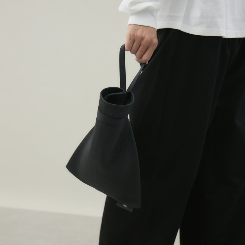 アニーライスバッグ ANNIE RICE BAG iii / DIPLO SKY｜巾着バッグ レザー ユニセックス 黒