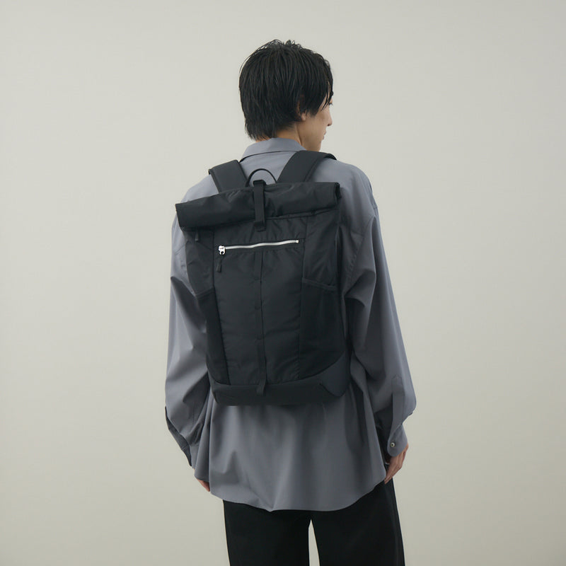 高密度織ナイロン ロールトップリュック 黒 豊岡産