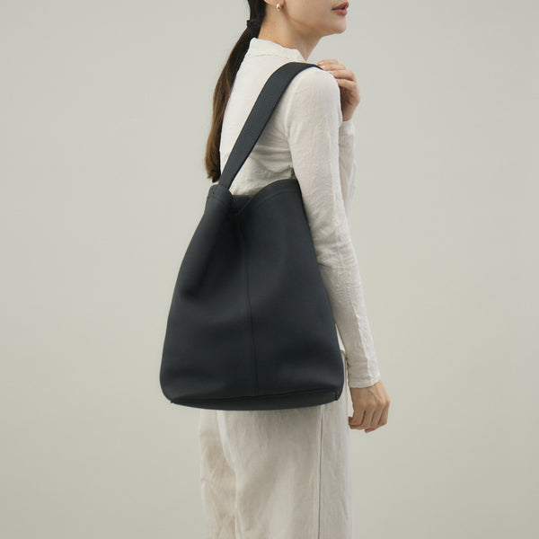メアリーバケットショルダーバッグ MARY BUCKET SHOULDER / DIPLO SKY｜A4サイズ対応 レザー ユニセックス 黒