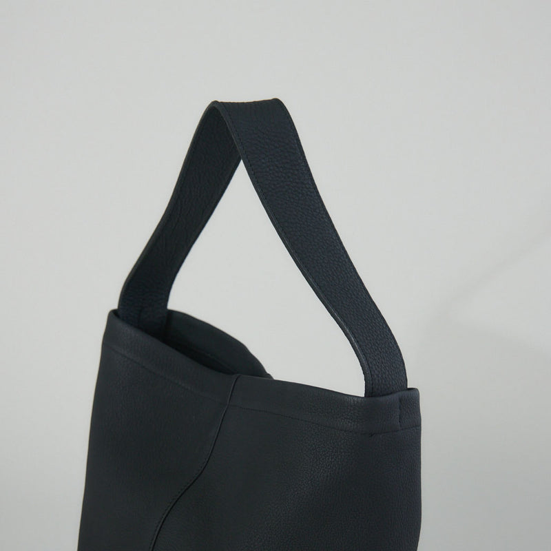 メアリーバケットショルダーバッグ MARY BUCKET SHOULDER / DIPLO SKY｜A4サイズ対応 レザー ユニセックス 黒