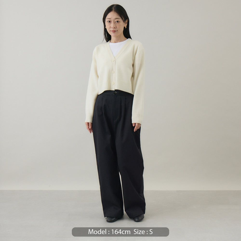 ウールカシミヤ Vネックカーディガン ショート – kuros.style