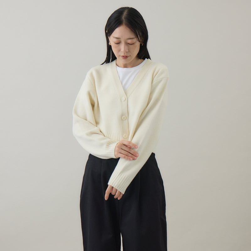 ウールカシミヤ Vネックカーディガン ショート