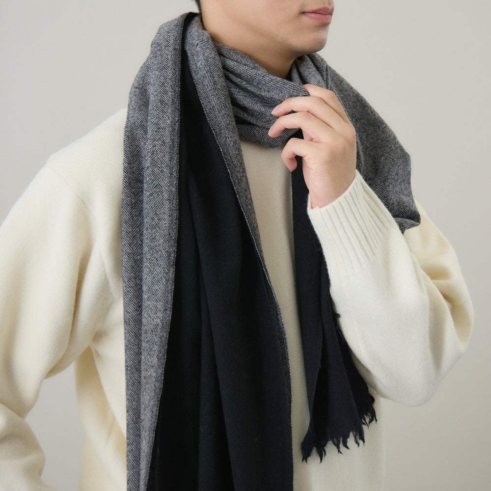 ヘリンボーン柄やわらか2重織りストール ｜ウール 軽量 日本製 – kuros