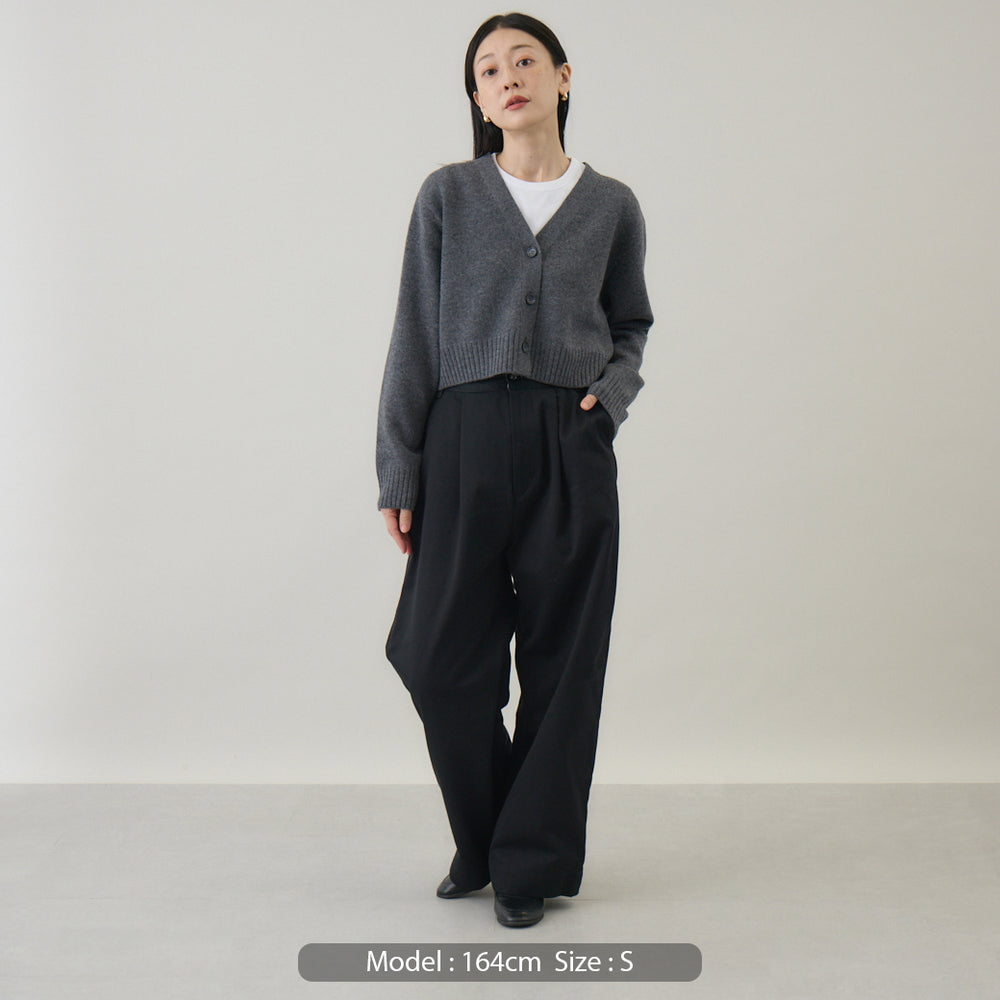 ウールカシミヤ Vネックカーディガン ショート – kuros.style