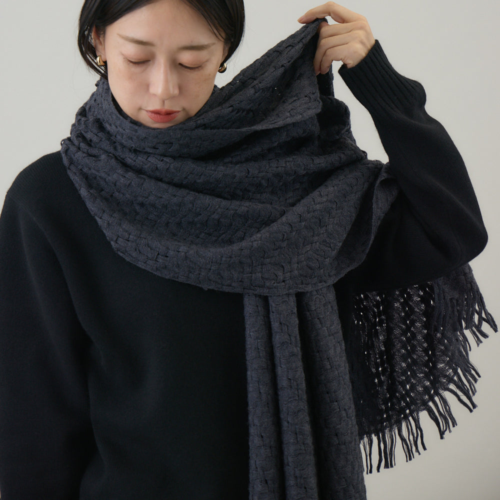 ふんわり軽やか空羽織りストール｜日本製 男女兼用 – kuros.style