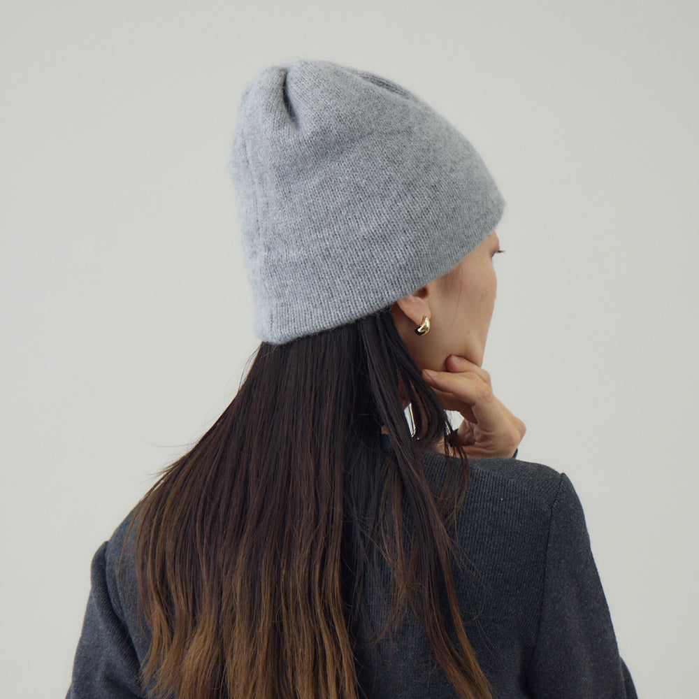 新品タグ付きPATOU ニット帽 ビーニー アルパカ 新品タグ付きPATOU ニット帽 ビーニー アルパカ 新品タグ付きPATOU