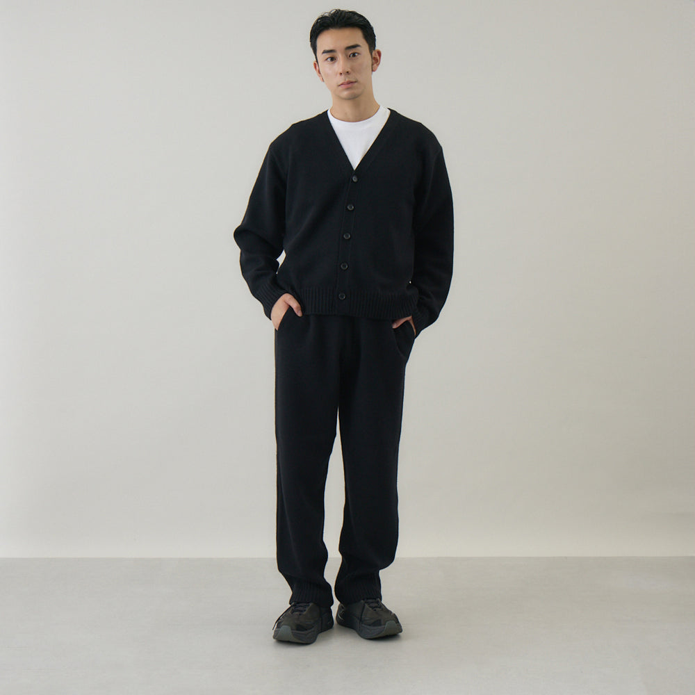 ウールカシミヤ Vネックカーディガン レギュラー – kuros.style