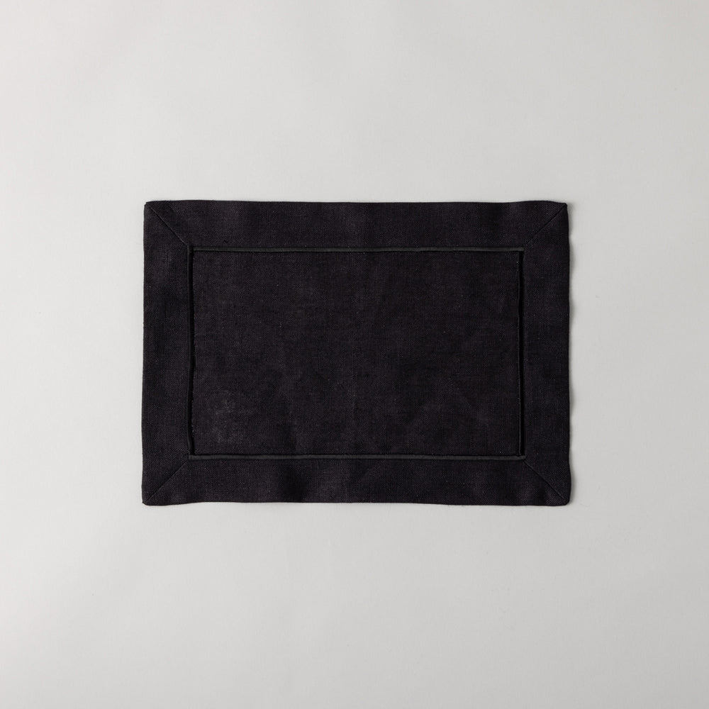 LINEN&DECOR× kuros'別注品】SAVOY ティーマット 黒無地 – kuros.style