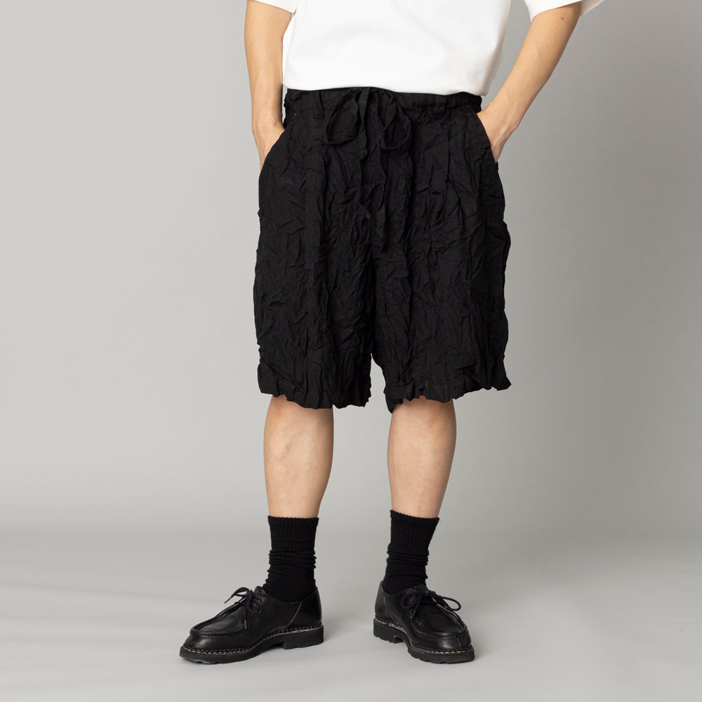 【新品未使用】ヴェリテクール　ワッシャーショートパンツ UNFORM ワッシャープリーツ ショートパンツ 黒 – kuros.style
