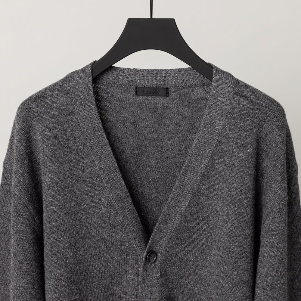 ウールカシミヤ Vネックカーディガン レギュラー – kuros.style