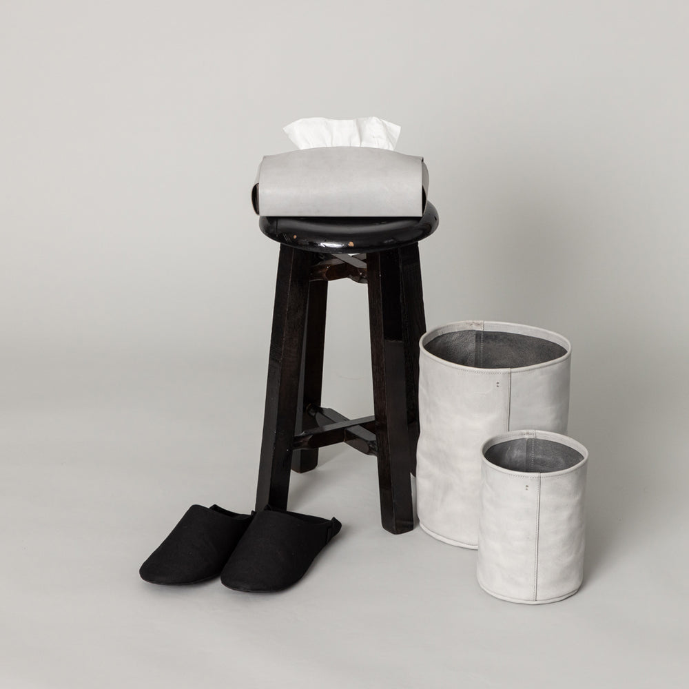 レザーティッシュカバー Tissue cover グレー M – kuros.style