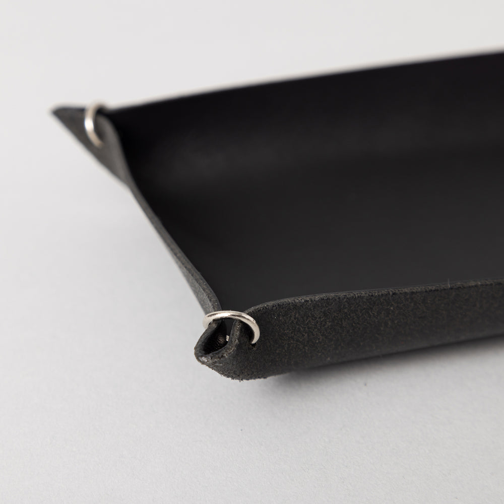 新品未使用TIGHTBOOTH PRODUCCTION レザートレイ黒 0V3A7800_1000x.jpg?v=1729326835