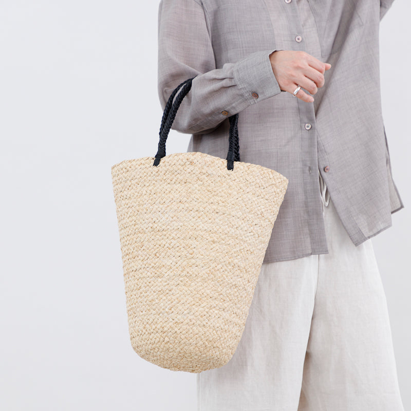 極美品 アーペーセー A.P.C. 2way かごバッグ　ラフィア　ナチュラル ラフィア ペッシュバッグ ナチュラル – kuros.style