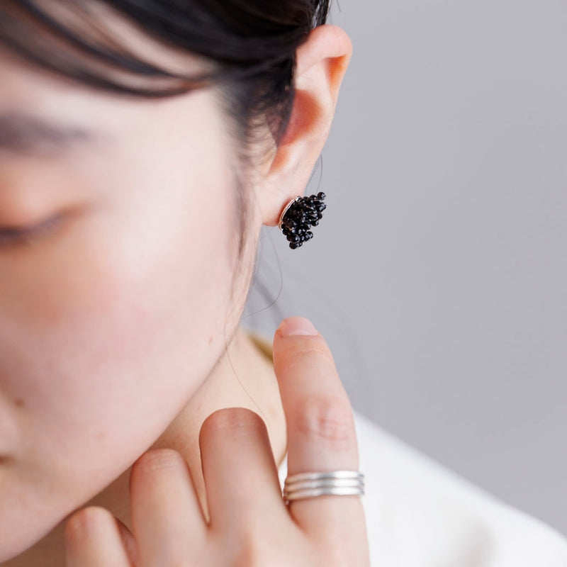 tane×kuros'別注】珊瑚ピアス L – kuros.style
