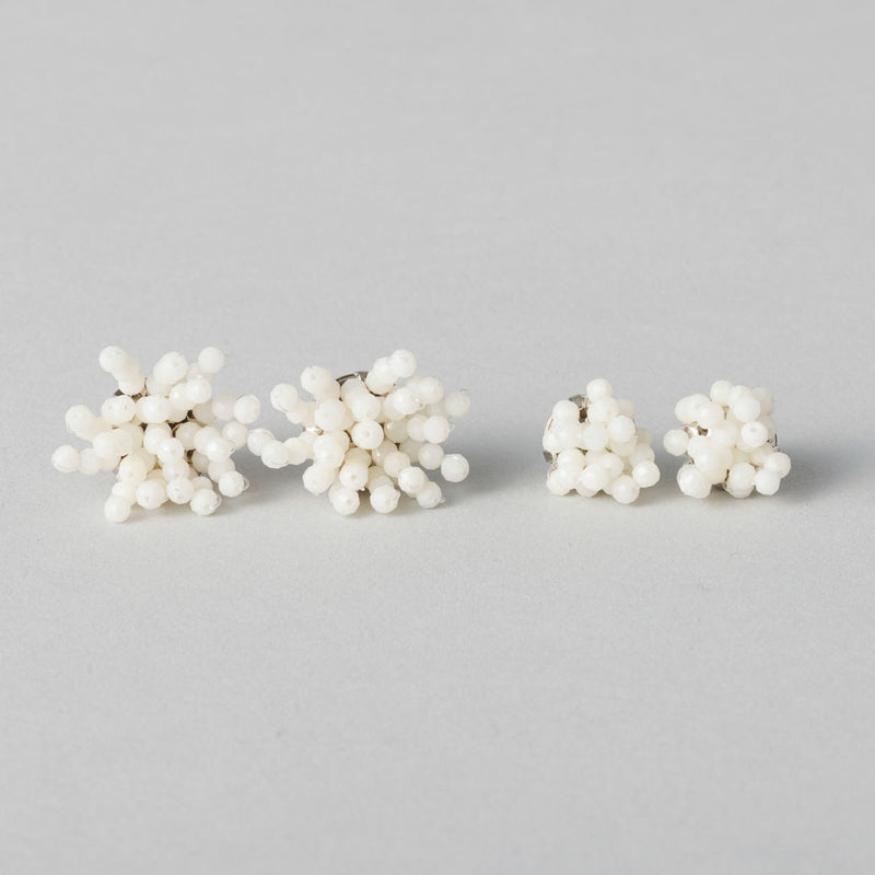 tane×kuros'別注】珊瑚ピアス L – kuros.style