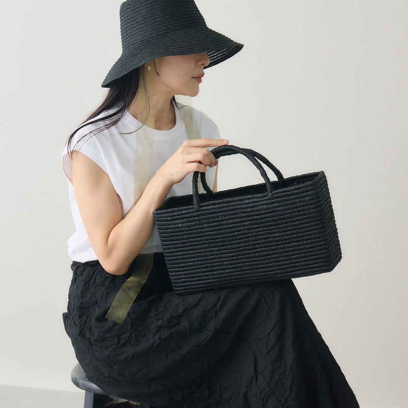 kuros'別注】ラフィアカゴバッグ浅型 M – kuros.style