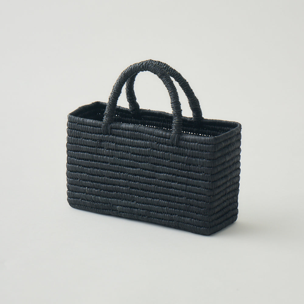 kuros'別注】ラフィアカゴバッグ浅型 SS – kuros.style
