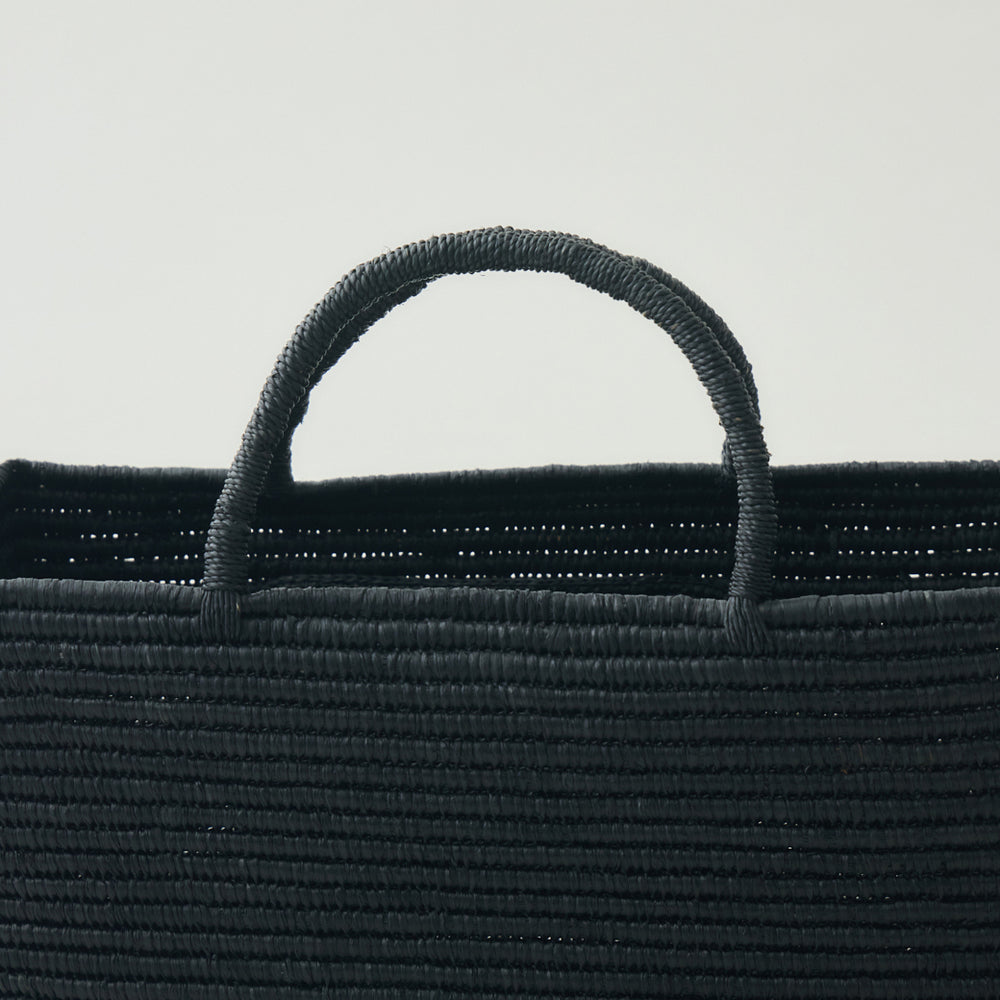 kuros'別注】ラフィアカゴバッグ浅型 M – kuros.style