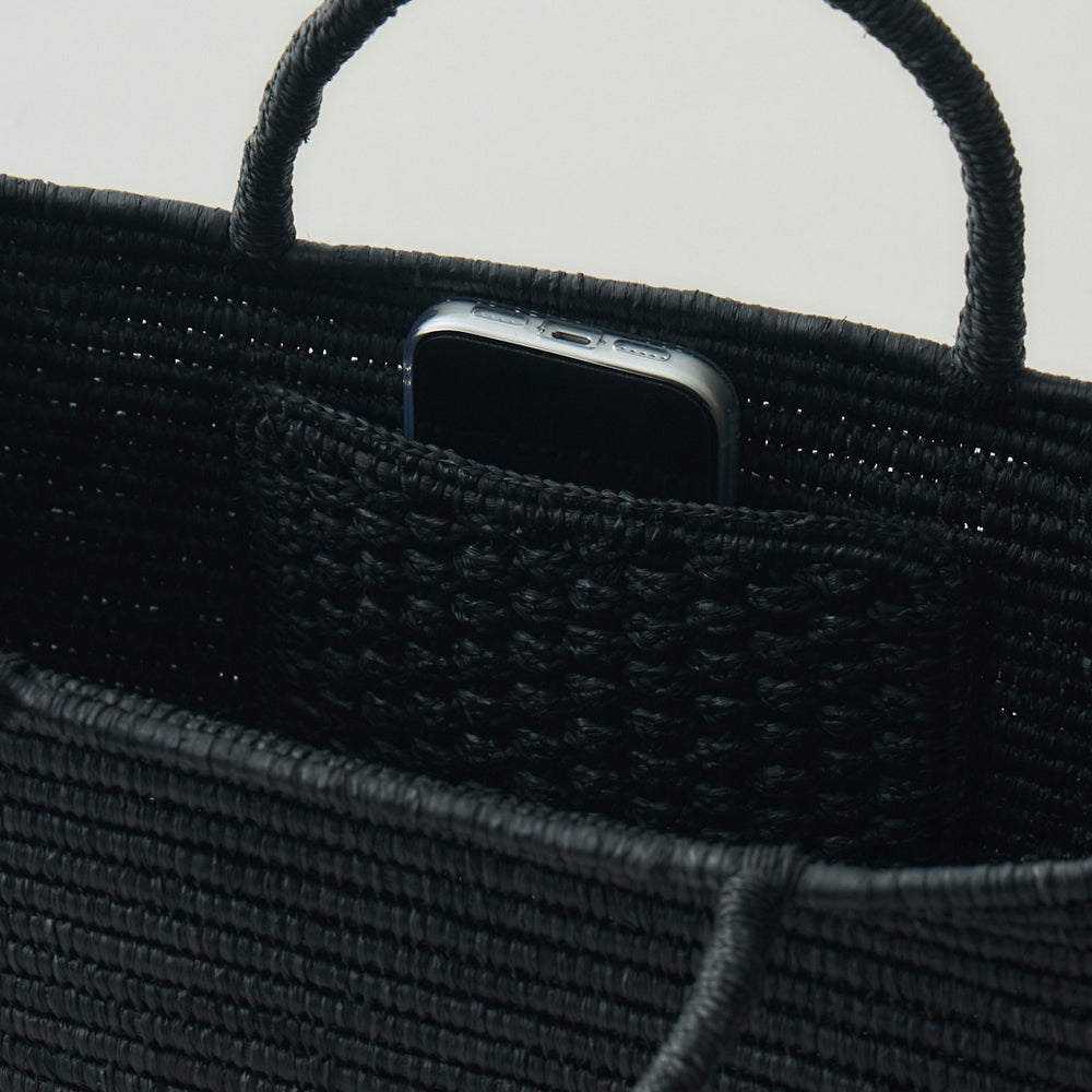 kuros'別注】ラフィアカゴバッグ浅型 M – kuros.style