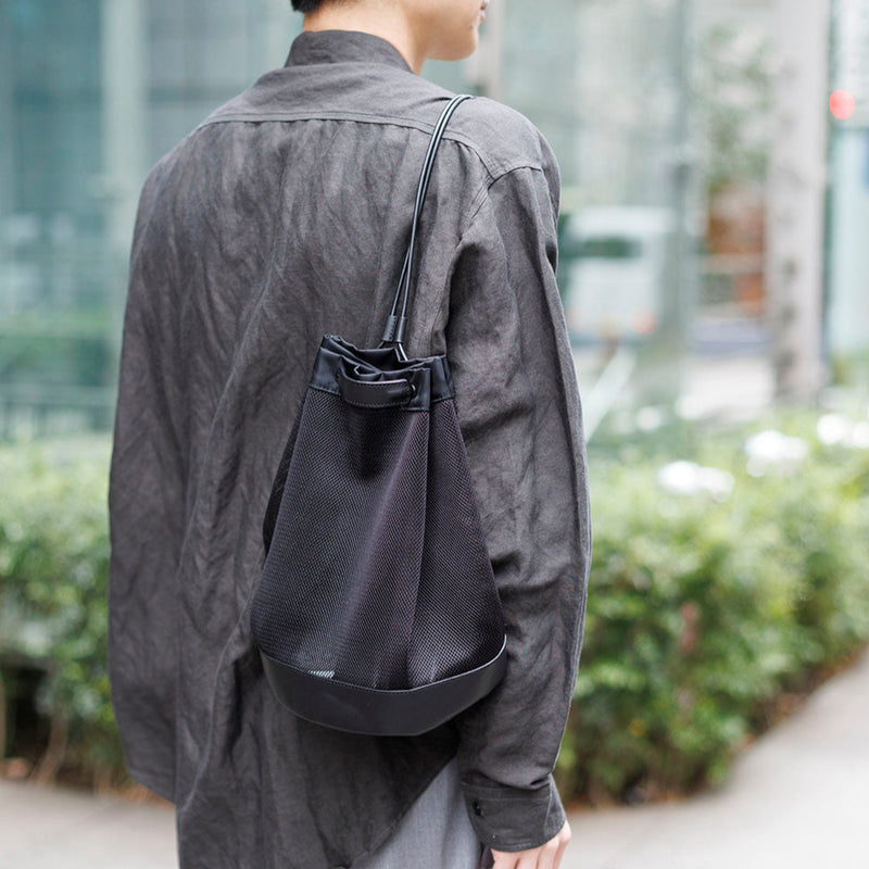 コーデュラメッシュ × レザー 3WAYショルダー　巾着バッグ　黒