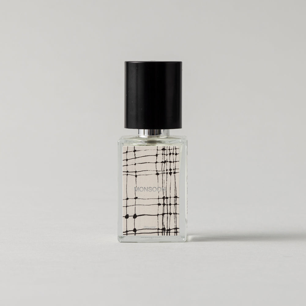 オードパルファム30ml MONSOON 箱入り – kuros.style