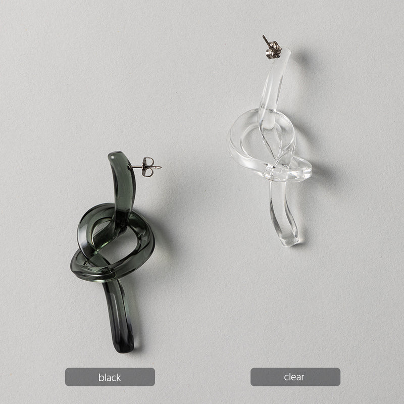 knot earring クリア