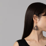 triangle earring (S) ブラック