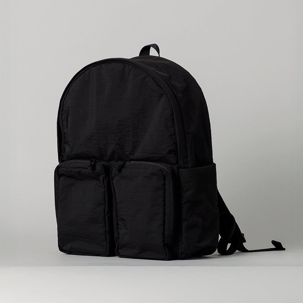 ふかふか塩縮ナイロンリュック 黒 豊岡製 – kuros.style