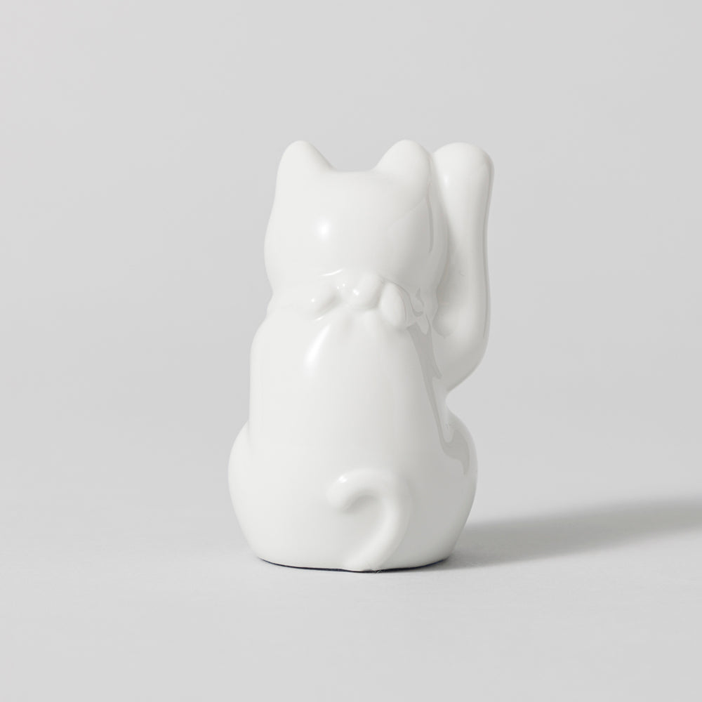 瀬戸焼 招き猫 右手 – kuros.style