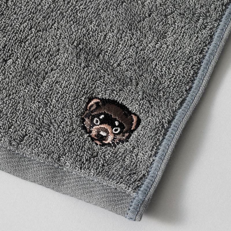 kuros'オリジナル】ふんわり甘撚り 刺繍 バスタオル Ⅱ 今治産 – kuros