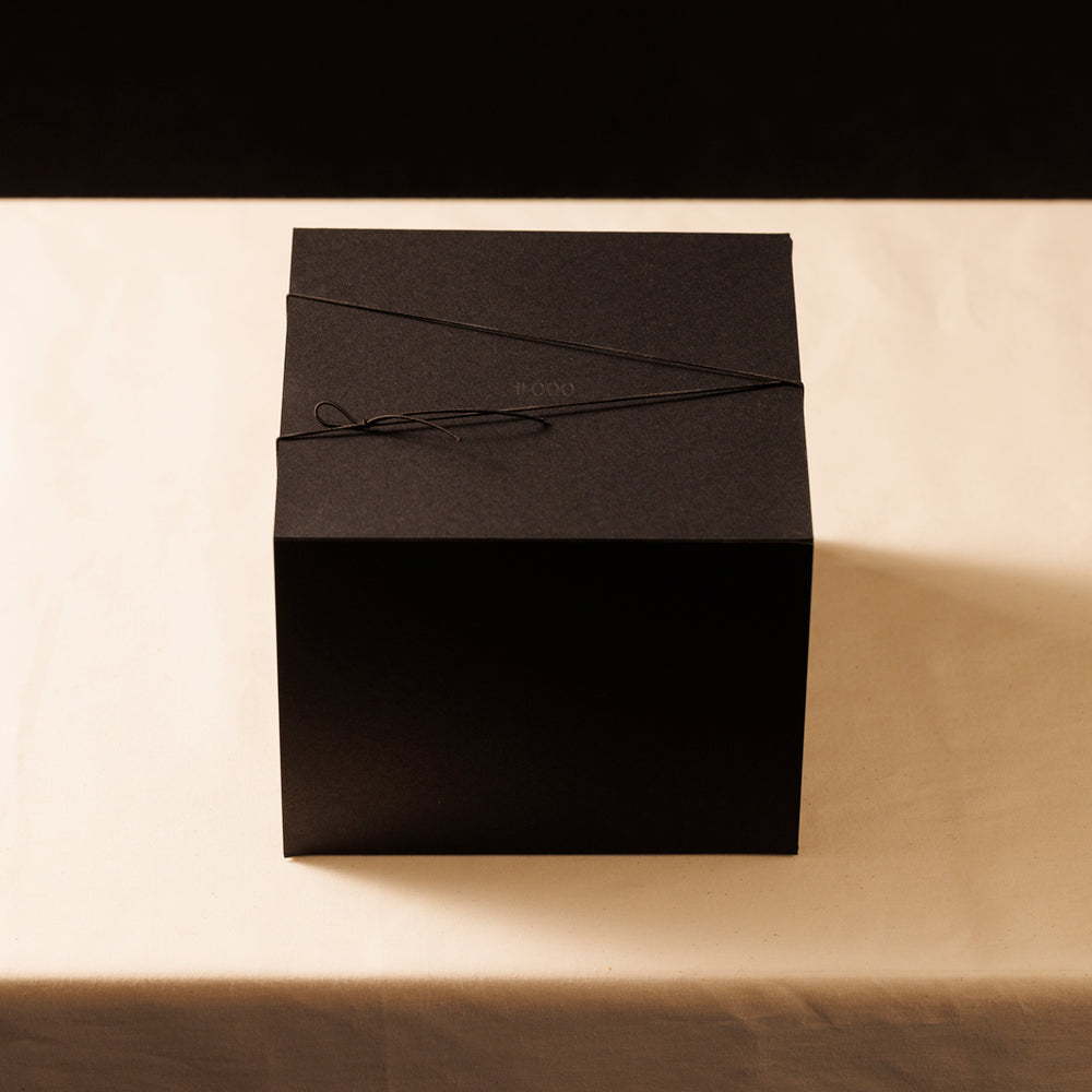 木製黒塗楕円型高台8寸、鶴亀香合　根引松水引付6セット　新品未使用　　お祝いの器 木製黒塗楕円型高台8寸、鶴亀香合 根引松水引付6