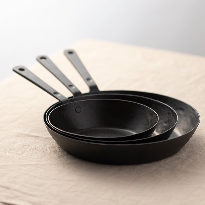 燕三条 ちょっと深めの鉄フライパン