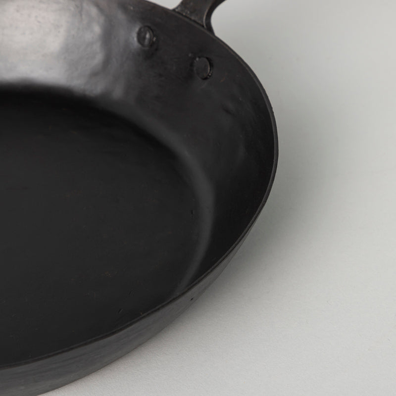 燕三条 ちょっと深めの鉄フライパン