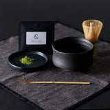 【kuros'オリジナル】抹茶ギフトセット 筒型 黒 抹茶15g付 (箱入り)