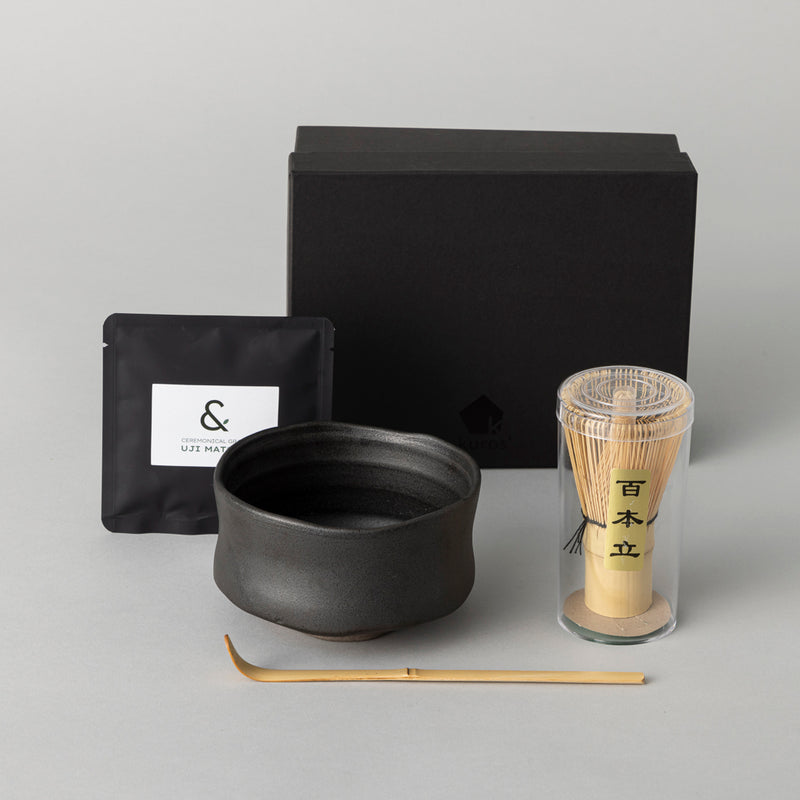 【kuros'オリジナル】抹茶ギフトセット 筒型 黒 抹茶15g付 (箱入り)