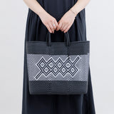 《フェア対象》【OJO DE MEX×kuros'別注】Plastico CAGO Tote Regular ROMBO ブラック×ホワイト M