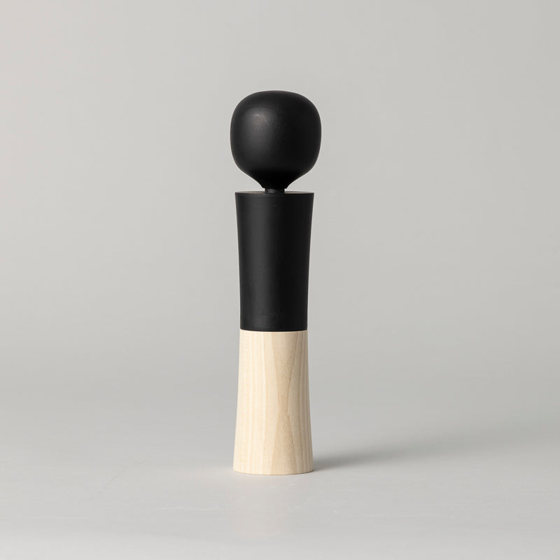 隈研吾 East Japan Project 鳴子こけし 防災 LED懐中電灯 黒ベタ塗り 箱入り