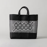 《フェア対象》【OJO DE MEX×kuros'別注】Plastico CAGO Tote Regular ROMBO ブラック×ホワイト M