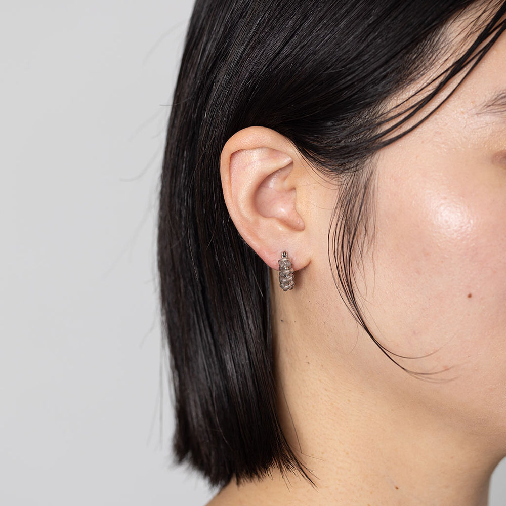 tane×kuros'別注】珊瑚フープピアス Sサイズ – kuros.style