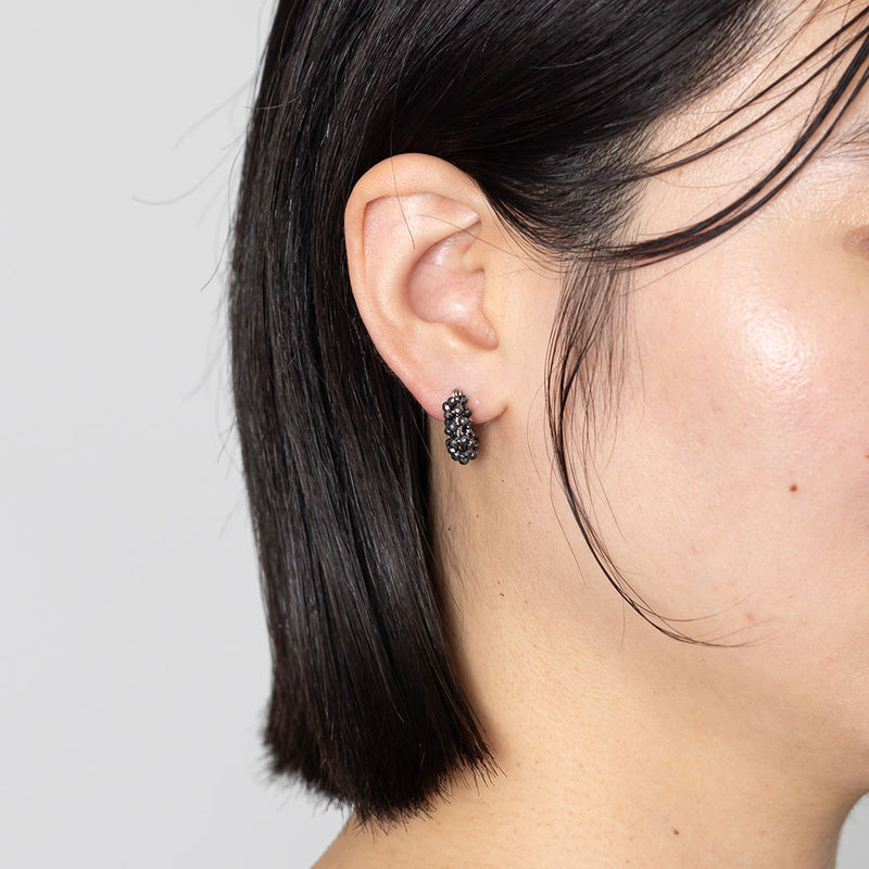 【tane×kuros'別注】珊瑚ピアスSサイズ